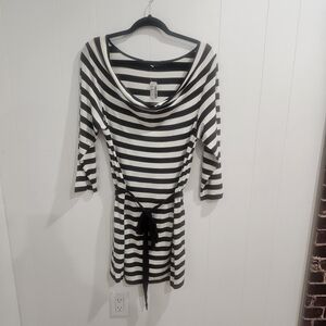 AE City Brown White Striped Cowl Neck Dress Size X (12) Belted Stretch Knit 3/4